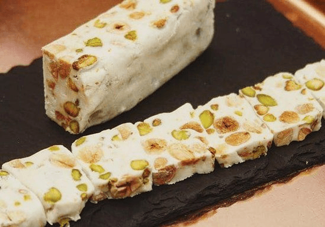 Ballotin de Nougat ( 250g)
